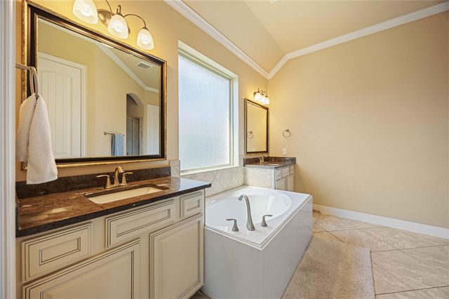 931 Abelia Avenue, Richmond, TX 77406