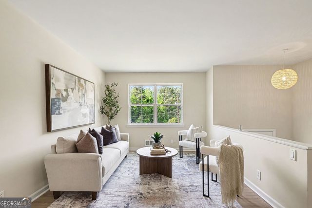 2546 Candler Woods Drive, Decatur, GA 30032