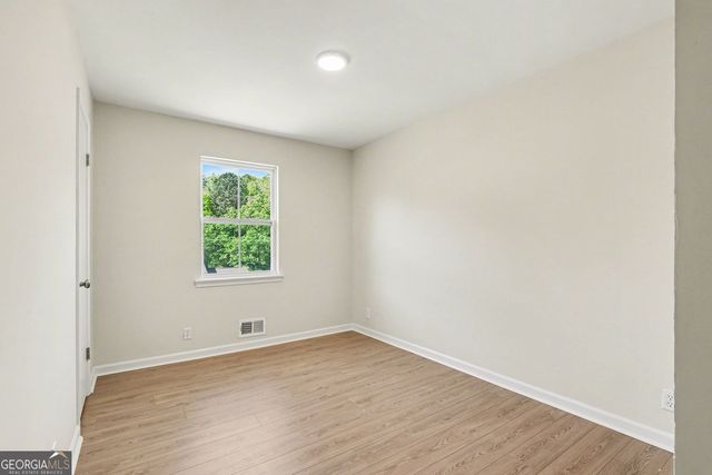 2546 Candler Woods Drive, Decatur, GA 30032