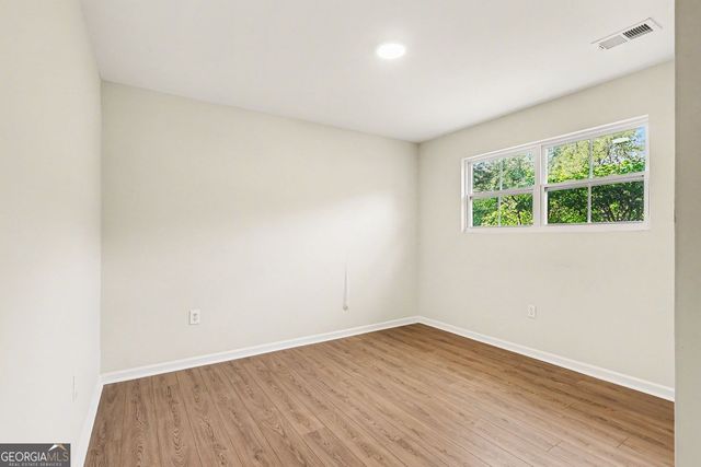 2546 Candler Woods Drive, Decatur, GA 30032