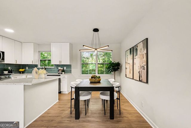 2546 Candler Woods Drive, Decatur, GA 30032