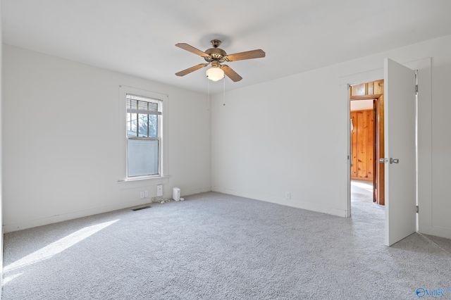 2909 6th Avenue Sw SW, Huntsville, AL 35805