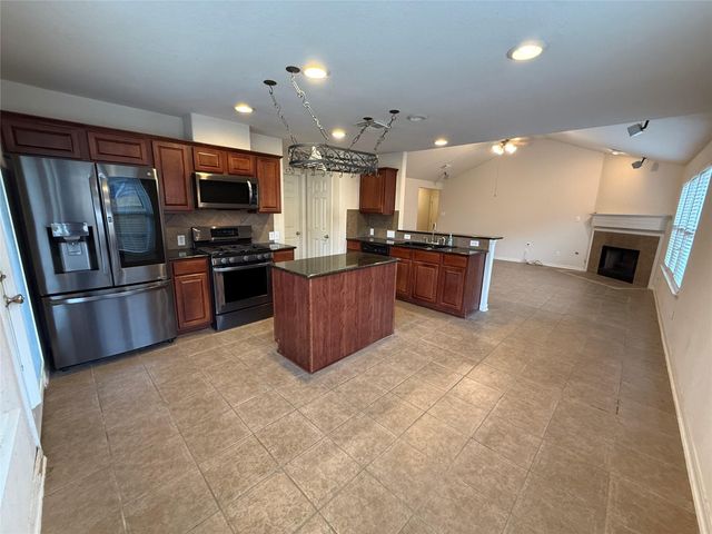 9410 Castlegap Drive, Spring, TX 77379