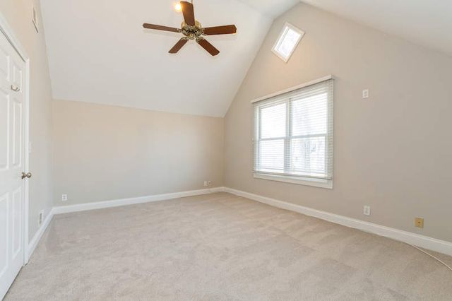 1297 Edgewood Road, Lake Forest, IL 60045
