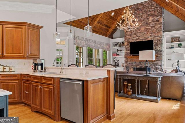 325 Edwards Brook Lane, Canton, GA 30115