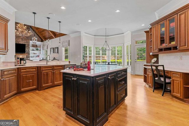 325 Edwards Brook Lane, Canton, GA 30115