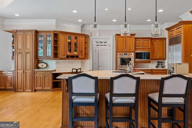 325 Edwards Brook Lane, Canton, GA 30115