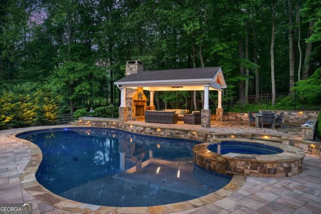 325 Edwards Brook Lane, Canton, GA 30115