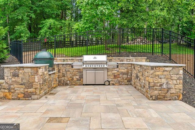 325 Edwards Brook Lane, Canton, GA 30115