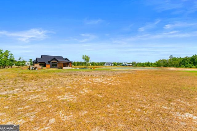 1457 Paris Avenue, Swainsboro, GA 30401