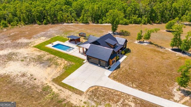 1457 Paris Avenue, Swainsboro, GA 30401