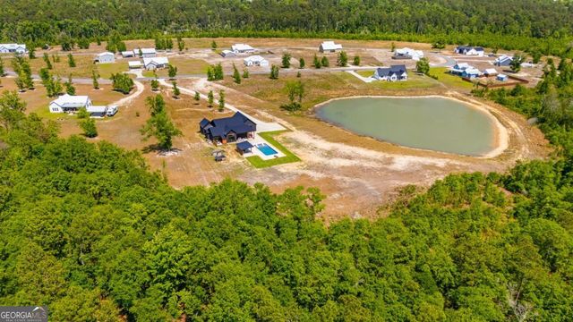 1457 Paris Avenue, Swainsboro, GA 30401