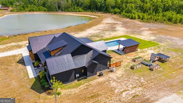 1457 Paris Avenue, Swainsboro, GA 30401