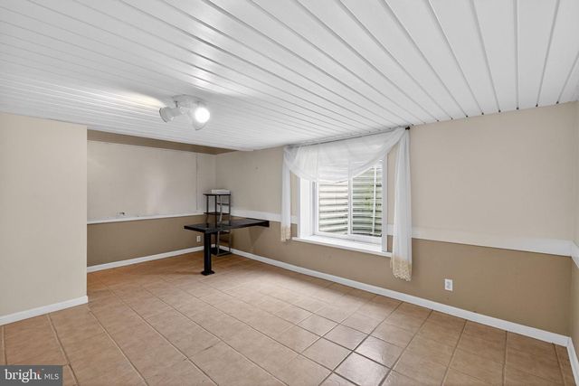 2856 TANSEY LN, Chester Springs, PA 19425