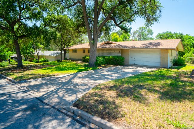 6614 Moss Oak, San Antonio, TX 78229