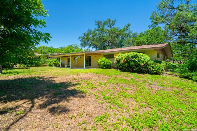 6614 Moss Oak, San Antonio, TX 78229