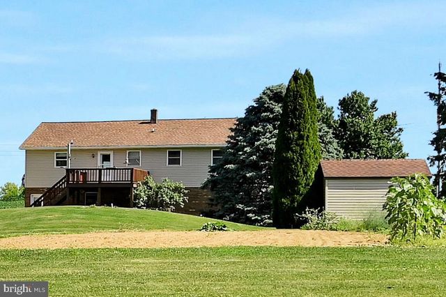 722 CANAL RD, Womelsdorf, PA 19567