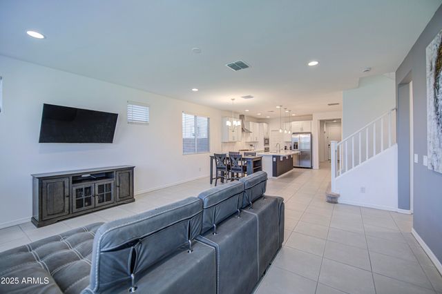 5621 W CHUCK BOX Road, Laveen, AZ 85339