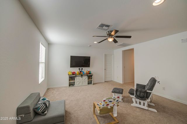 5621 W CHUCK BOX Road, Laveen, AZ 85339