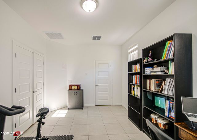 5621 W CHUCK BOX Road, Laveen, AZ 85339