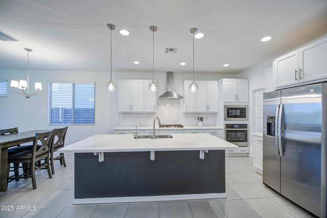 5621 W CHUCK BOX Road, Laveen, AZ 85339