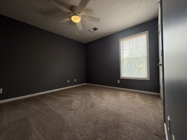 3641 S Jot Dr, Clarksville, TN 37040
