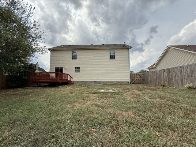 3641 S Jot Dr, Clarksville, TN 37040