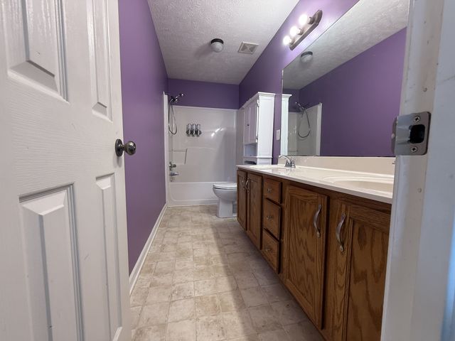 3641 S Jot Dr, Clarksville, TN 37040