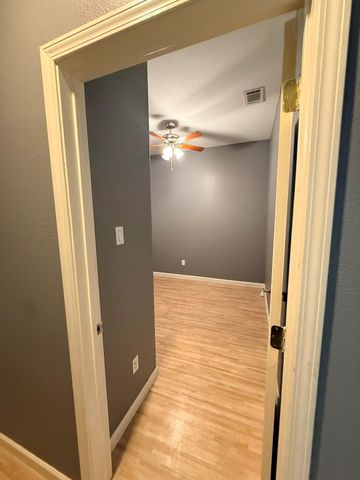 7813 Canal Street, Houston, TX 77012