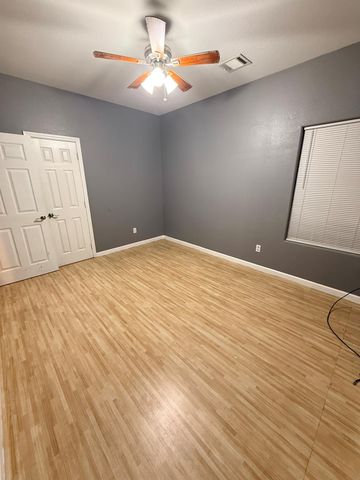 7813 Canal Street, Houston, TX 77012