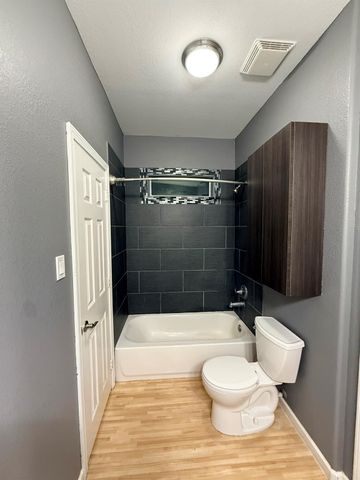 7813 Canal Street, Houston, TX 77012