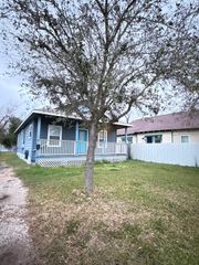 7813 Canal Street, Houston, TX 77012