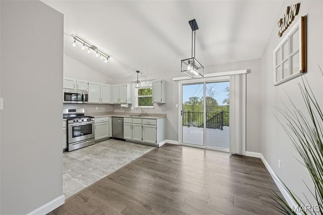 7701 Locust Drive, Barnhart, MO 63012
