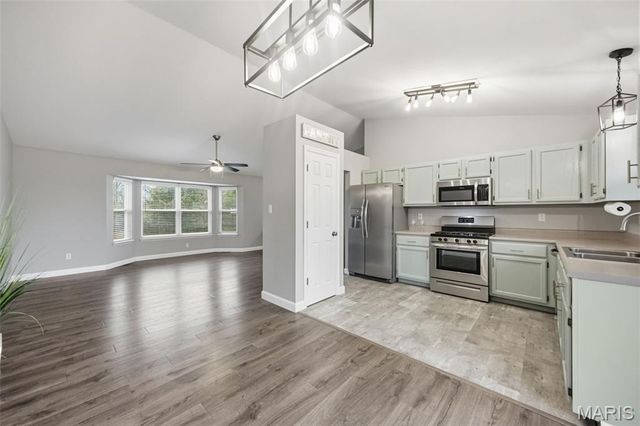 7701 Locust Drive, Barnhart, MO 63012