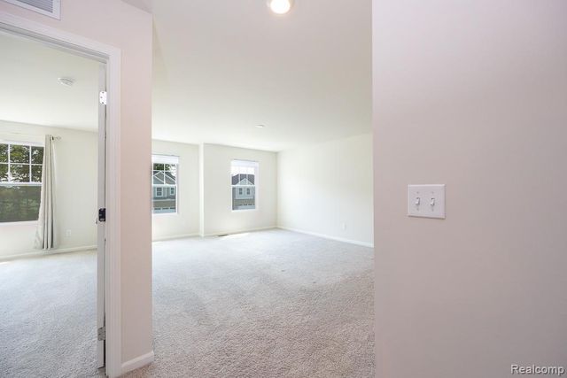 14218 Old Oak Trail, Belleville, MI 48111
