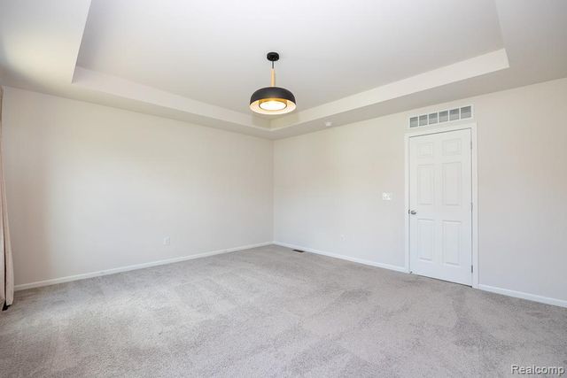 14218 Old Oak Trail, Belleville, MI 48111