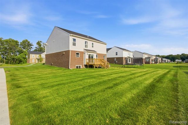 14218 Old Oak Trail, Belleville, MI 48111