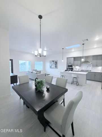 13066 EMERALD ISLE Street, El Paso, TX 79928