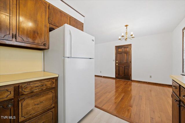 836 Southwest Colonial Road, Abingdon, VA 24210