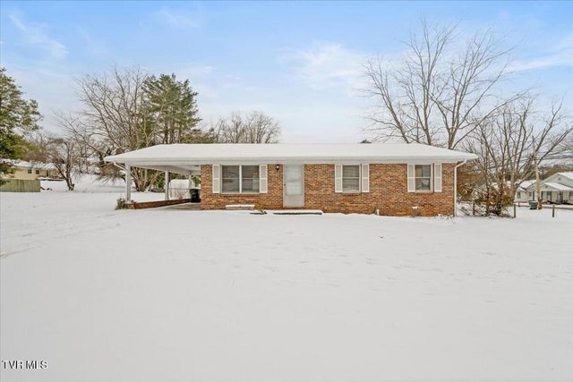 836 Southwest Colonial Road, Abingdon, VA 24210