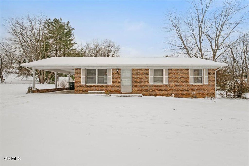 836 Southwest Colonial Road, Abingdon, VA 24210