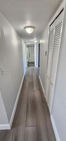 17362 NW 74th Ave 201, Hialeah, FL 33015