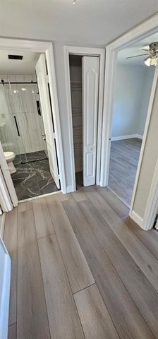 17362 NW 74th Ave 201, Hialeah, FL 33015