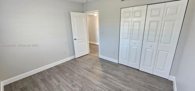 17362 NW 74th Ave 201, Hialeah, FL 33015