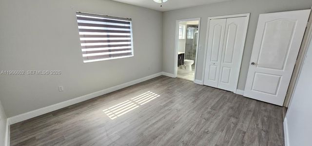 17362 NW 74th Ave 201, Hialeah, FL 33015