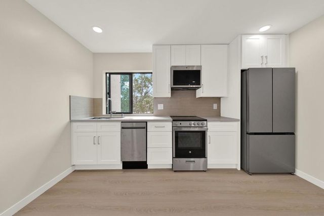 1026 Pascoe 1028, San Diego, CA 92103
