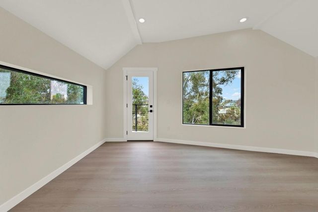 1026 Pascoe 1028, San Diego, CA 92103