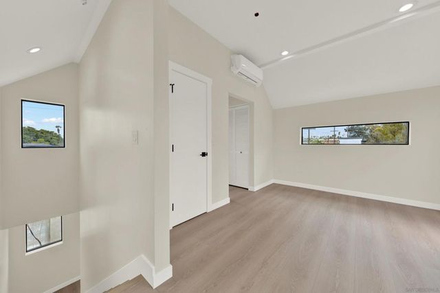 1026 Pascoe 1028, San Diego, CA 92103