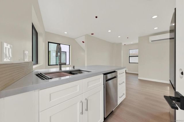 1026 Pascoe 1028, San Diego, CA 92103