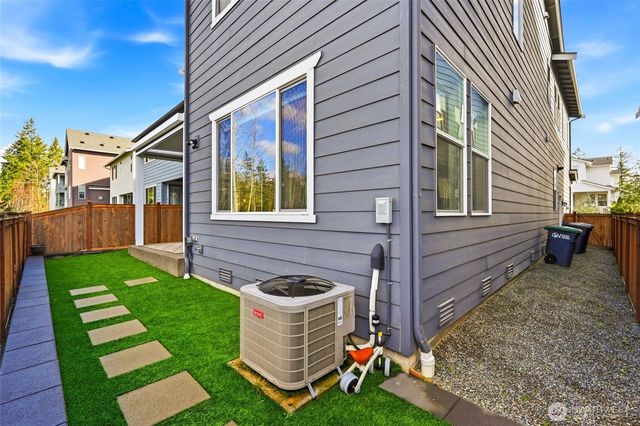 27107 235th Place SE, Maple Valley, WA 98038